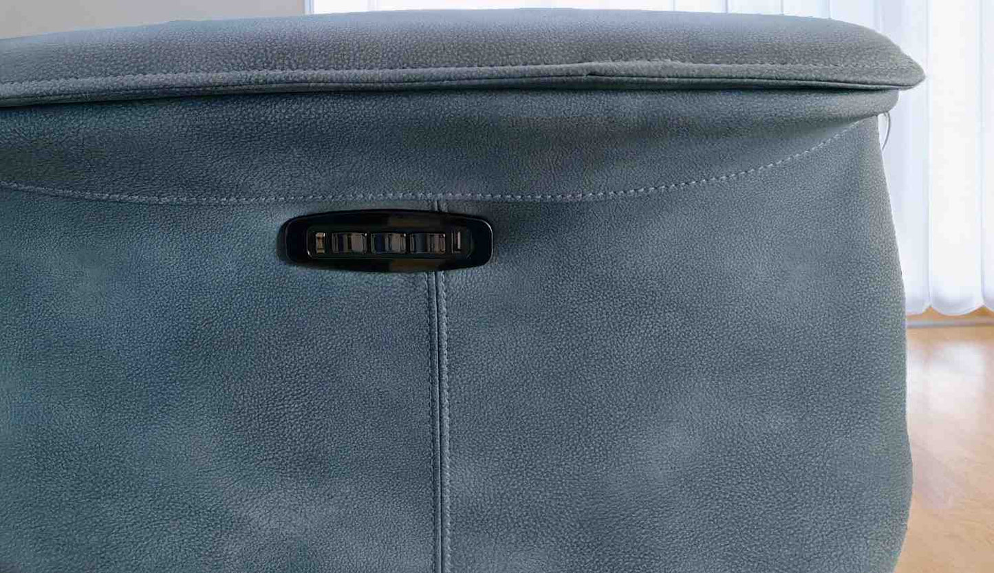 Blue Rolling Recliner Chair with Wheels – Adjustable Comfort Seating