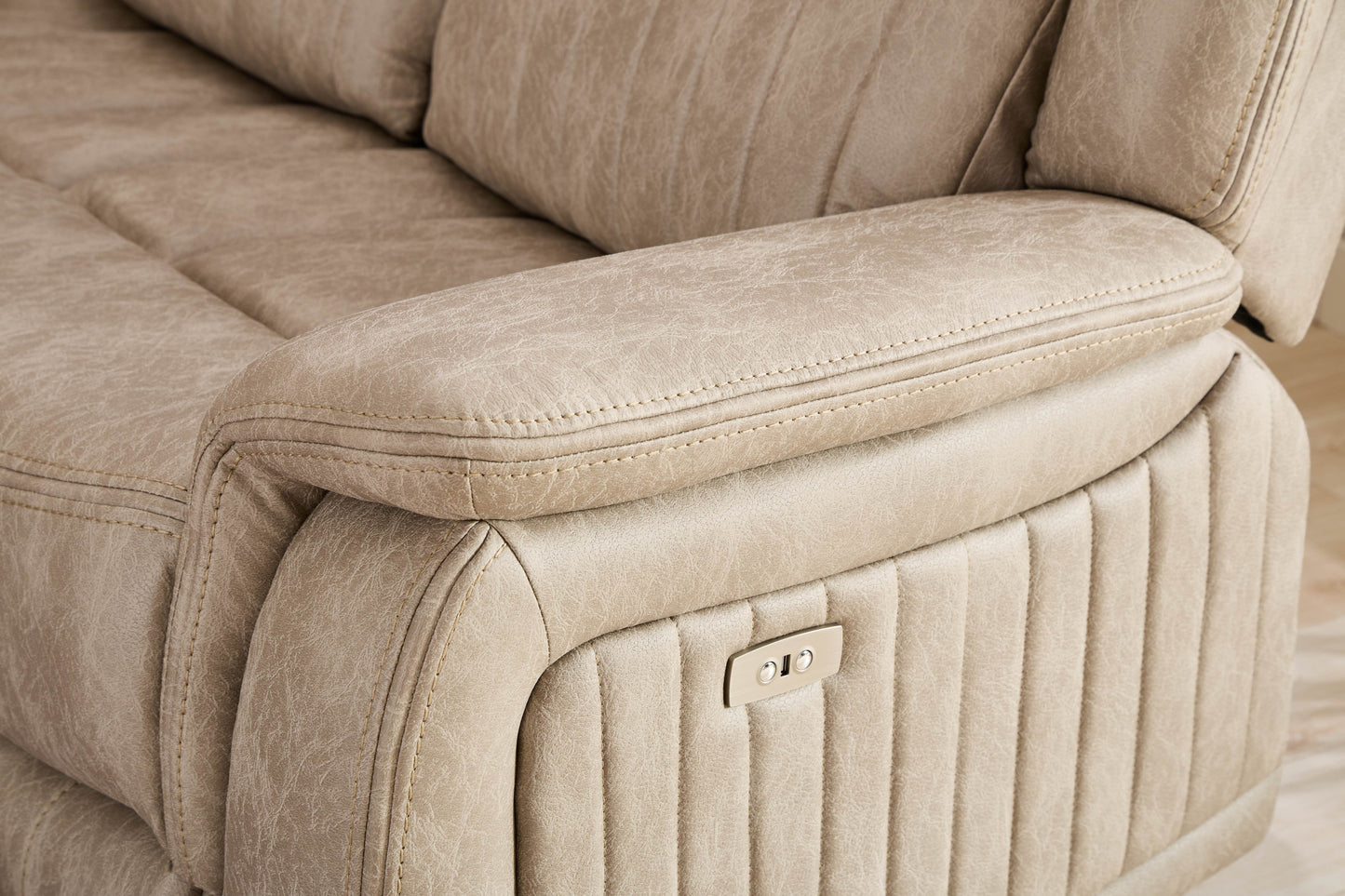 Stanley Electric Comfortable 3 Seater 2 Seater Sofa And Chair